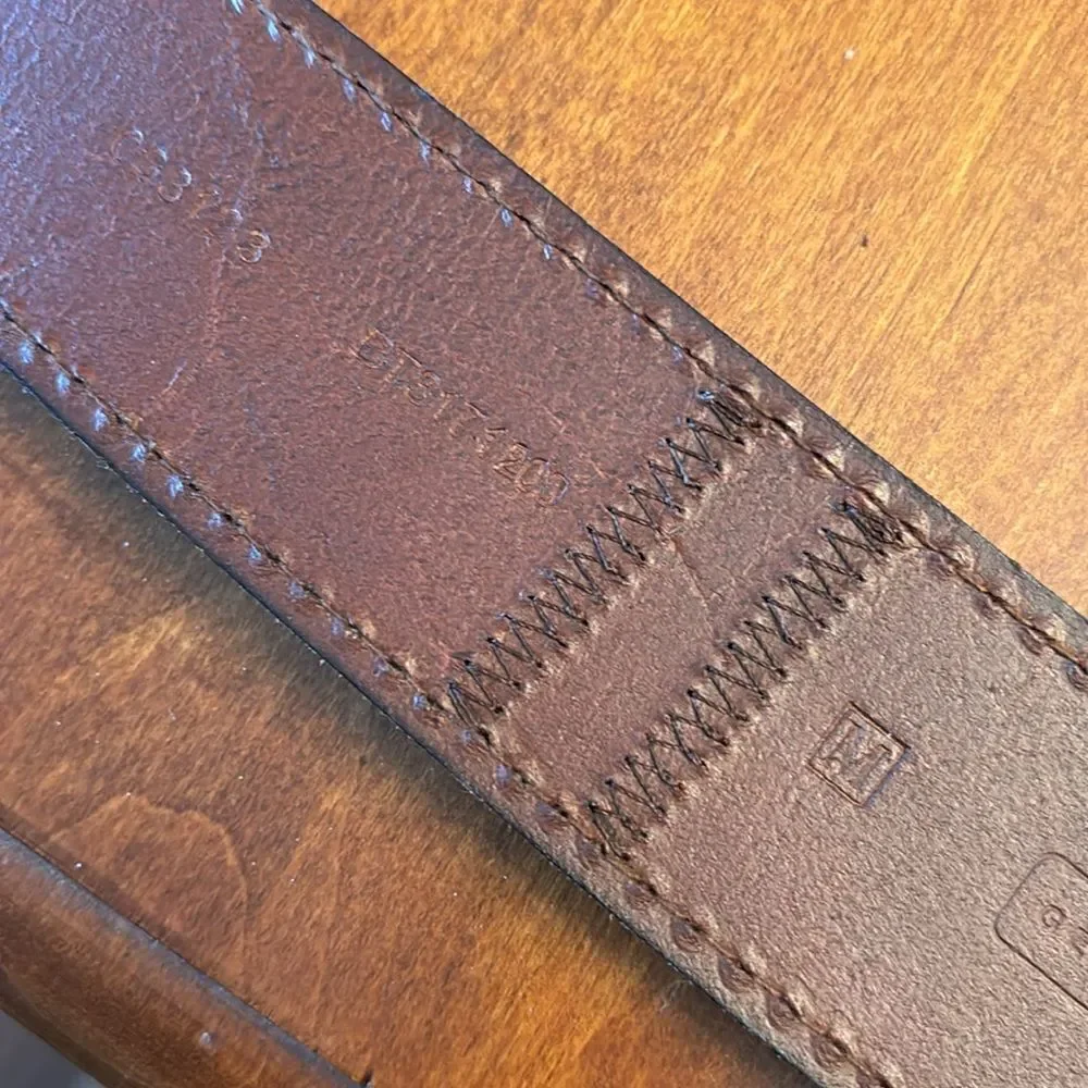 NEW. Fossil Key Grommets Brown Leather Belt - M